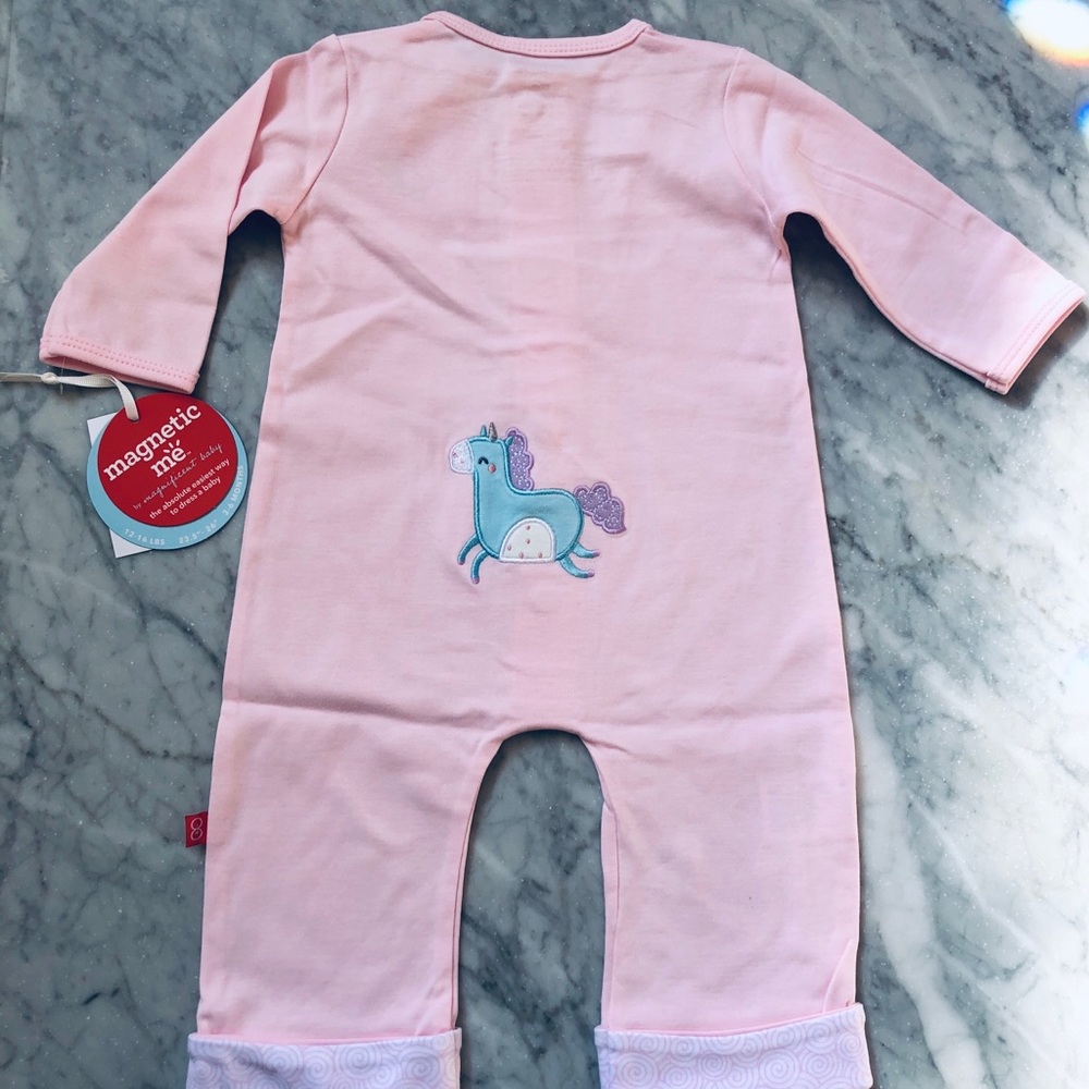🌸Magnificent Baby Magnetic Unicorn Onesie - 6-9mo